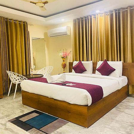 Hotel Kp Suites Metro Haïdarabad Extérieur photo