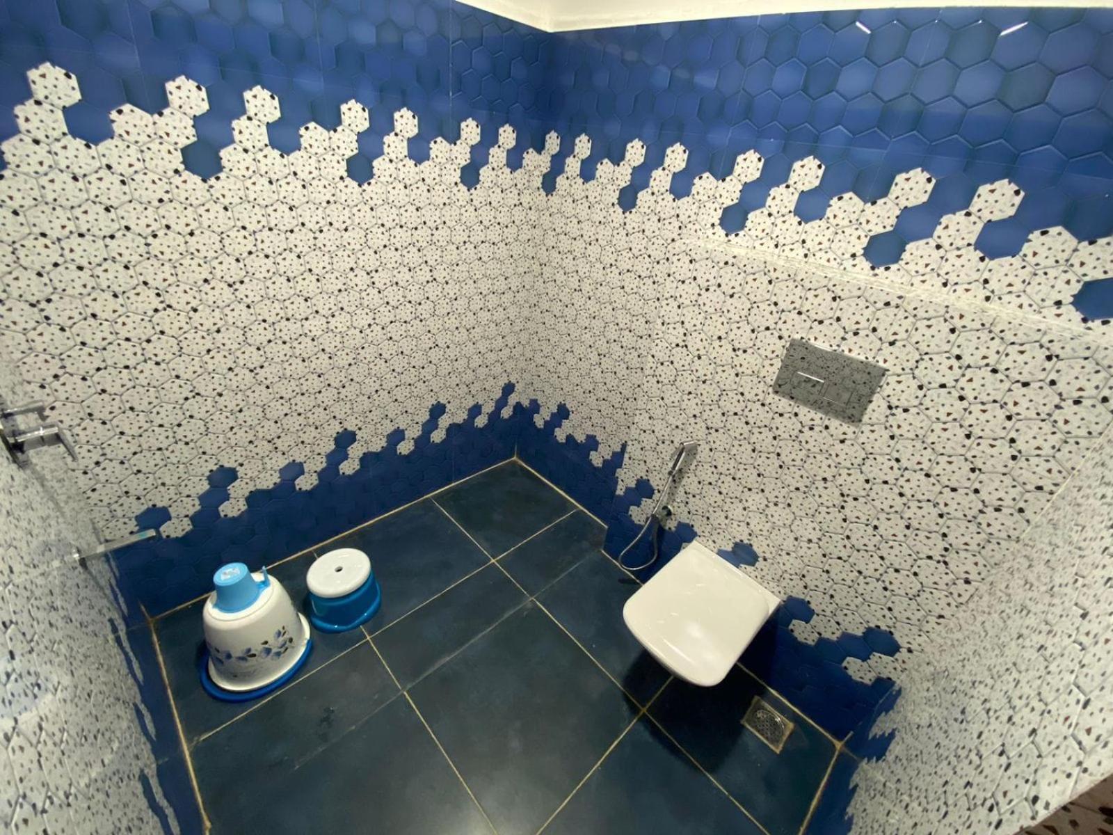 Hotel Kp Suites Metro Haïdarabad Extérieur photo