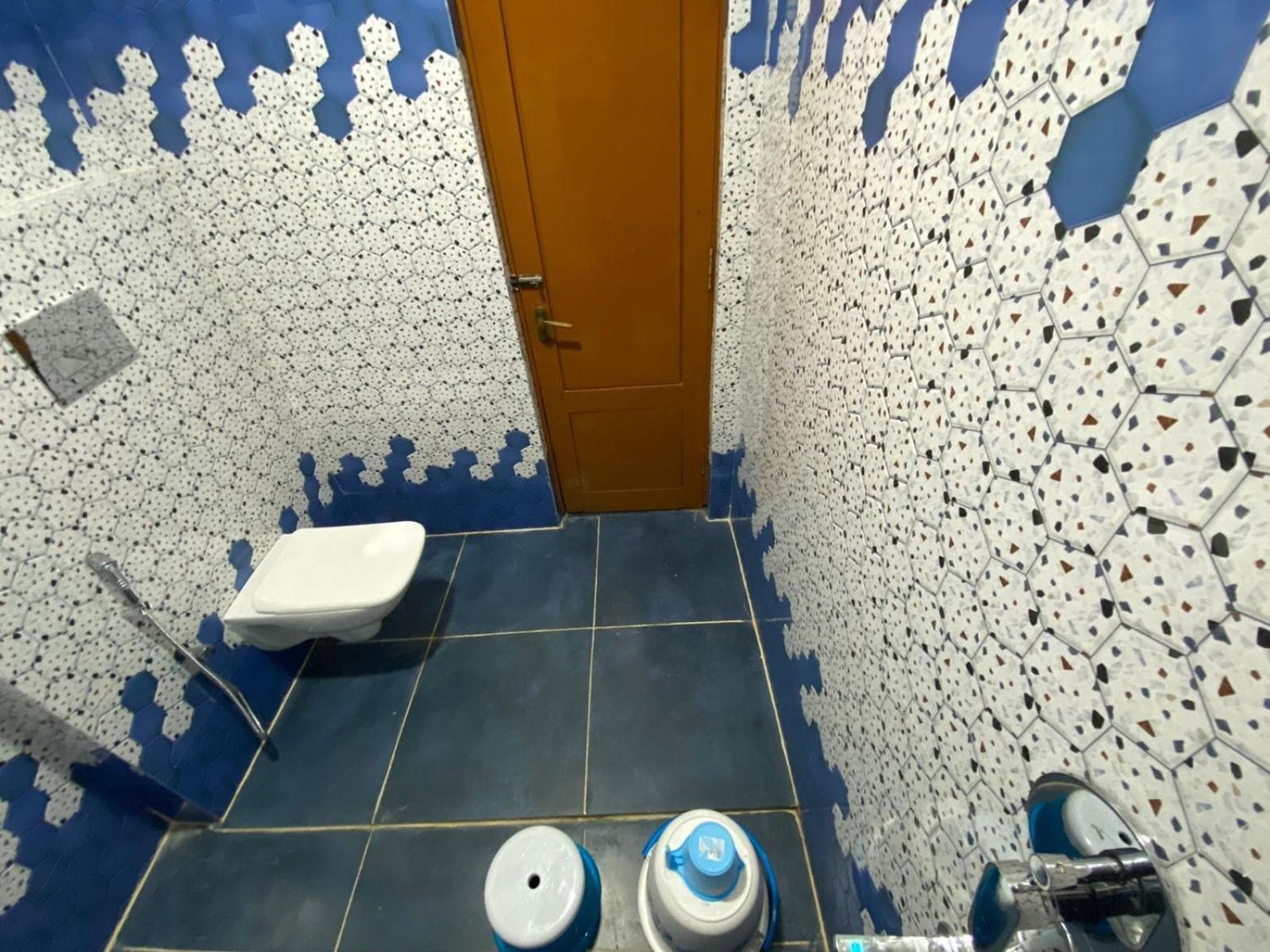 Hotel Kp Suites Metro Haïdarabad Extérieur photo