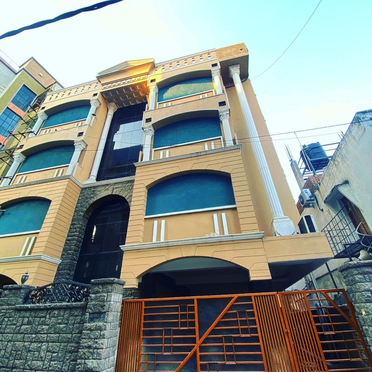 Hotel Kp Suites Metro Haïdarabad Extérieur photo